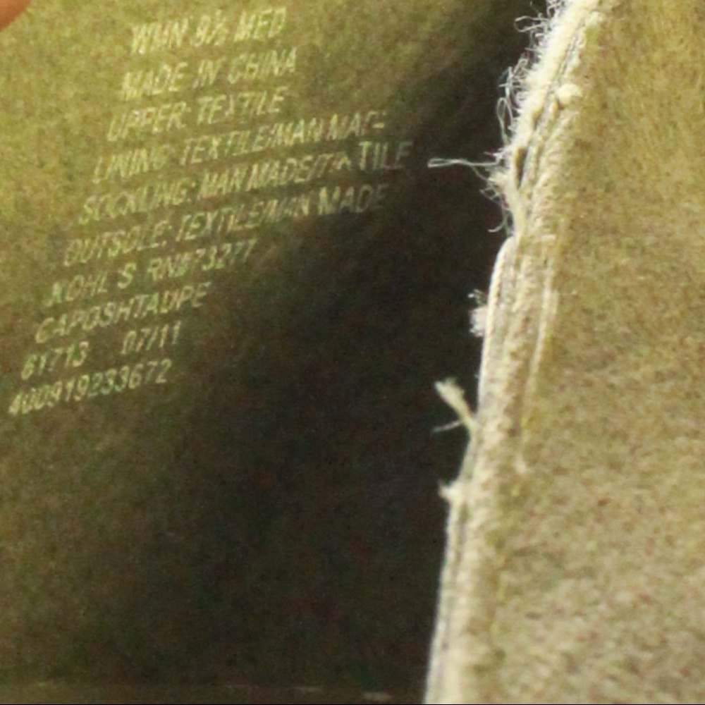 LIKE NEW CANDIES Gray Block Heel Pumps - Picture 8 of 8